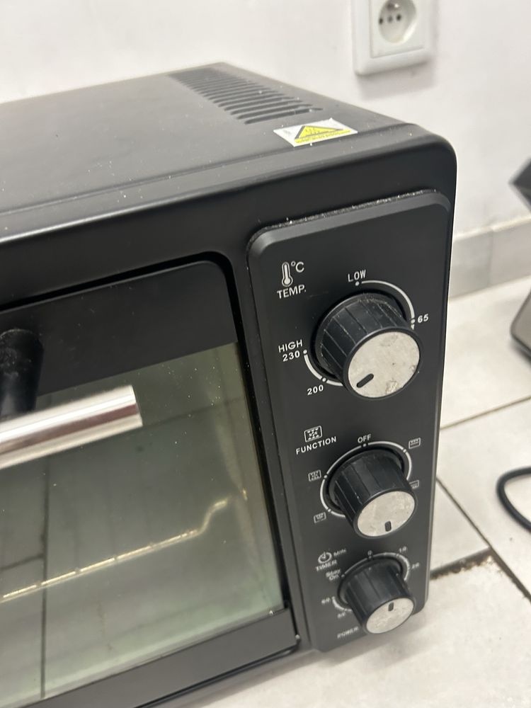 Opiekacz OPTIMUM  PK-3400