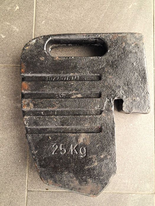 Obciążnik Przedni MF Massey Ferguson 25 kg