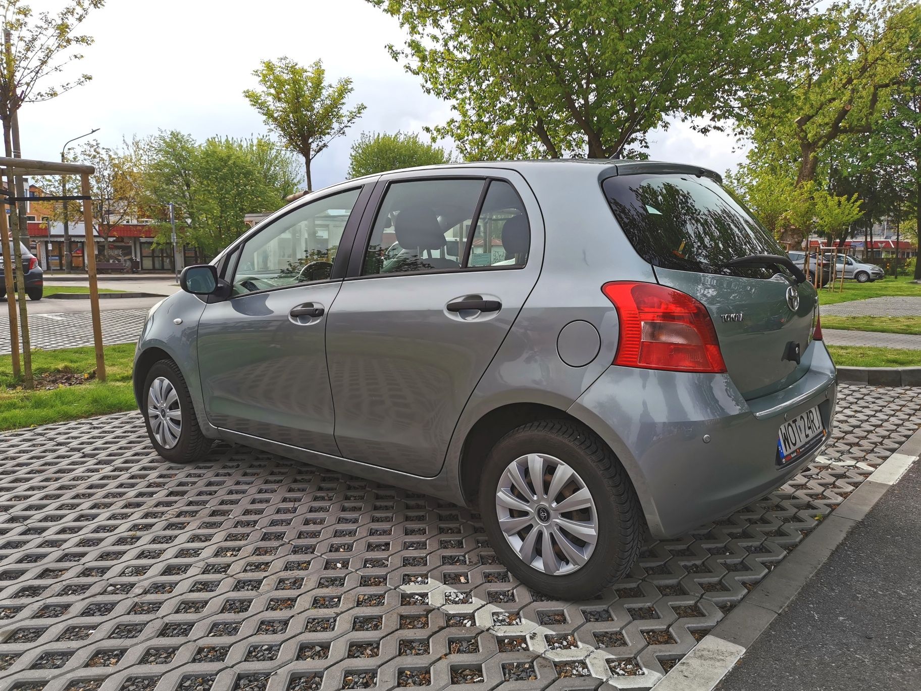 Toyota Yaris II generacji 1 właściciel