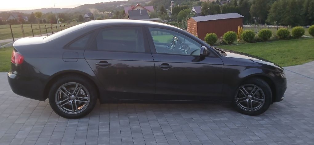 Audi A4 B8 2.0TDI Led Bi Xenon sedan