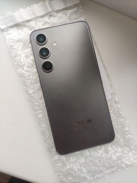 Samsung Galaxy S24 8/128 GB — NEVERLOCK, ІДЕАЛЬНИЙ СТАН