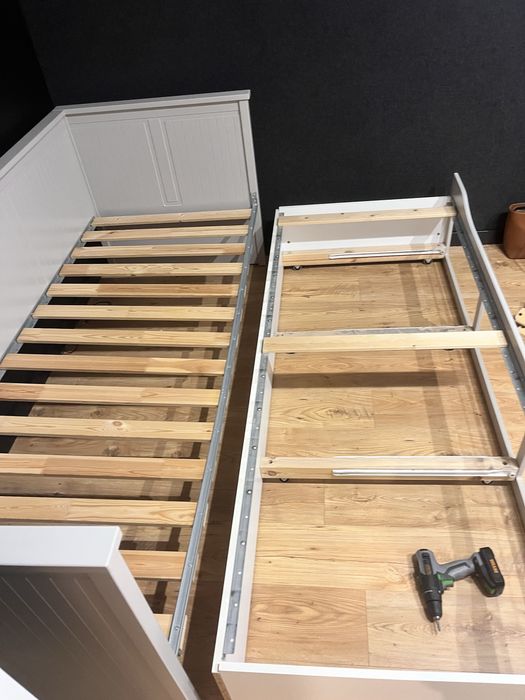 Łóżko 160x200 IKEA Hemnes szare z materacami