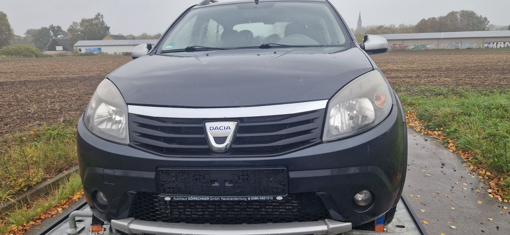Dacia Sandero Stepway I  08-12 kpl przód maska zderzak lampy części