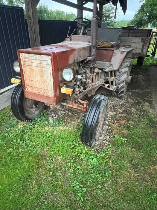Продаж трактор Т25