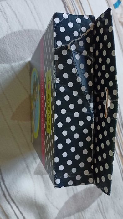 Zestaw do samodzielnego wykonania zabawek kosmicznych -bez kleju, masy