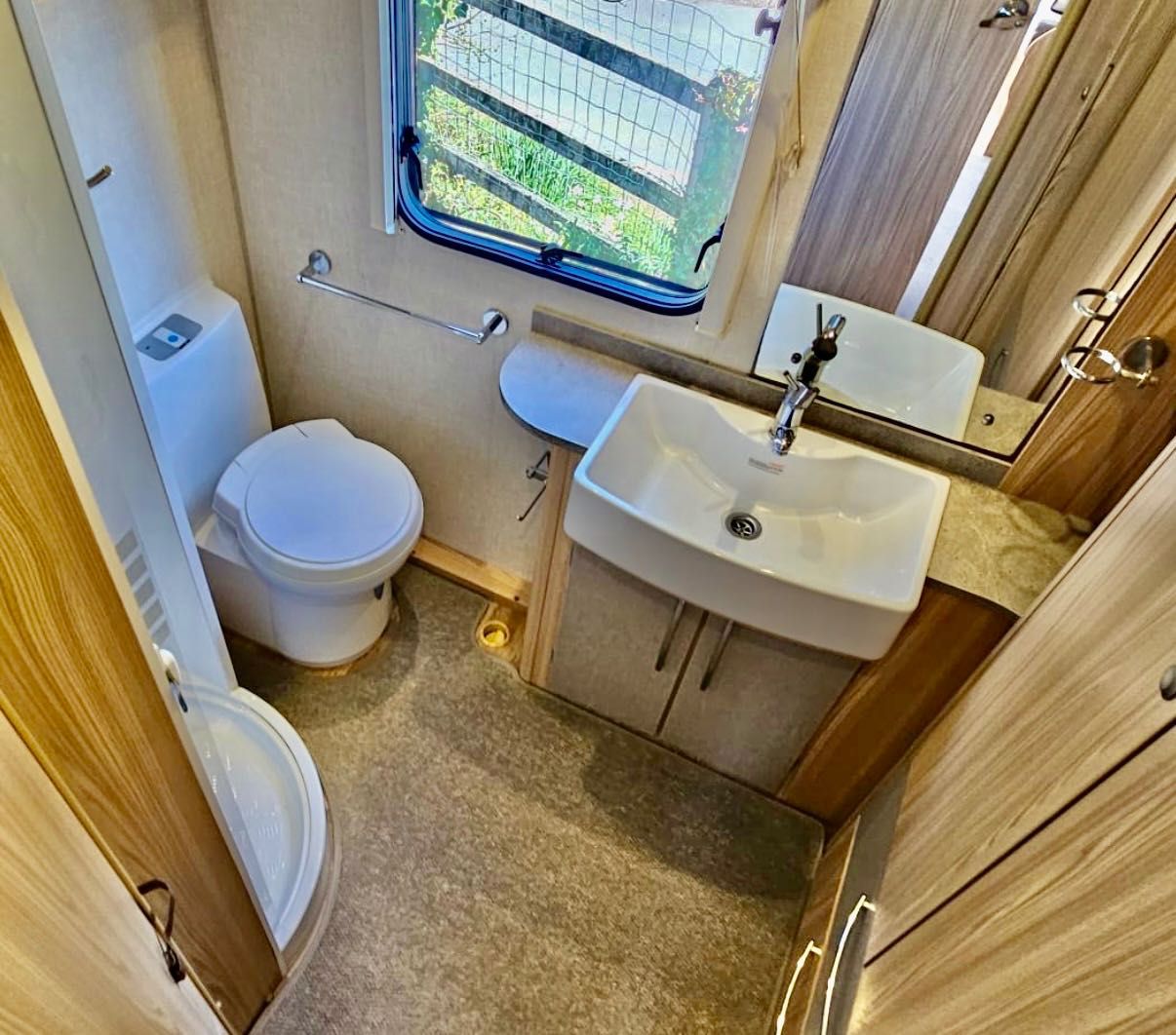 Caravana Coachman Amara 450 Impecável. Ano 2013