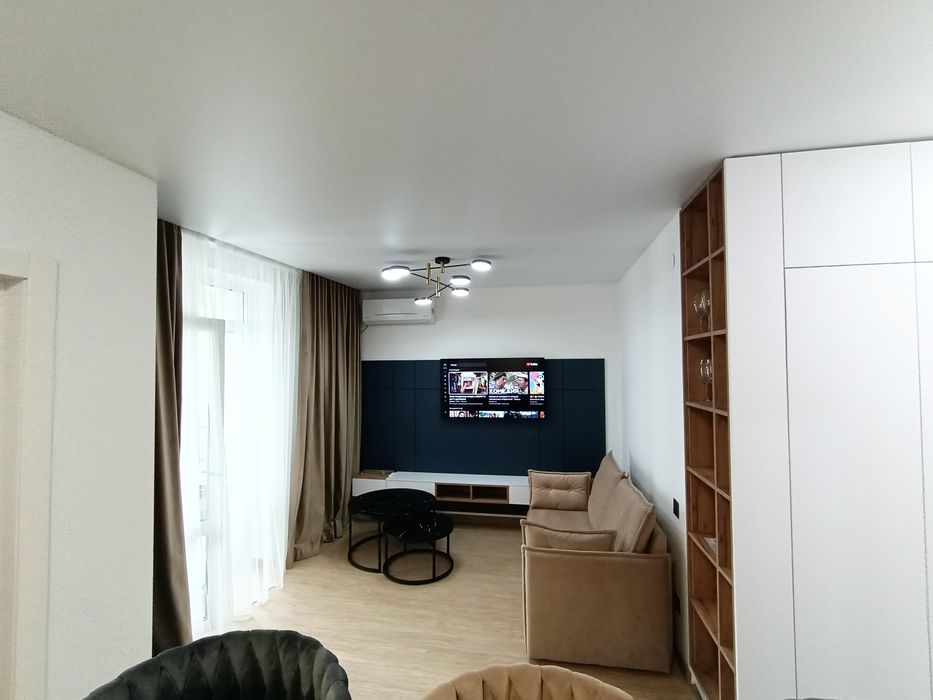 Апартаменти в центрі. Срібний дім Люкс