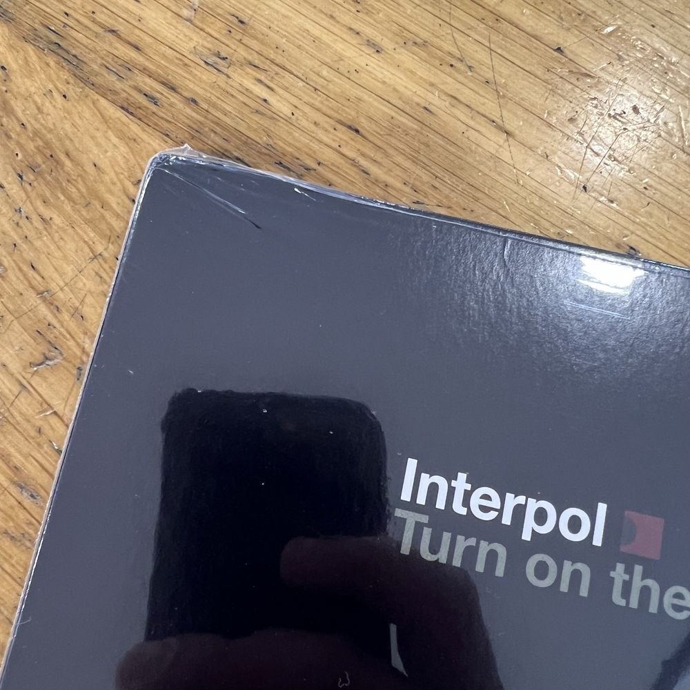 Disco Vinil LP Interpol Turn on the Bright Lights - NOVO