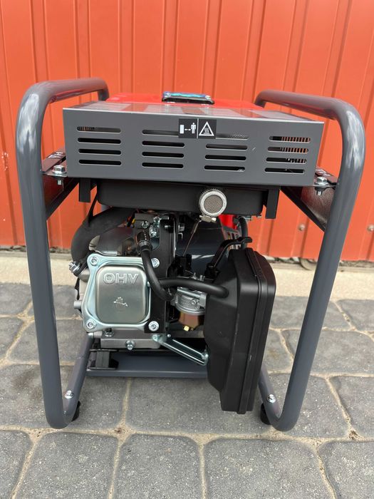 nowy inwentorowy agregat spalinowy prądotwórczy 2,5 kW 2500W 26kg