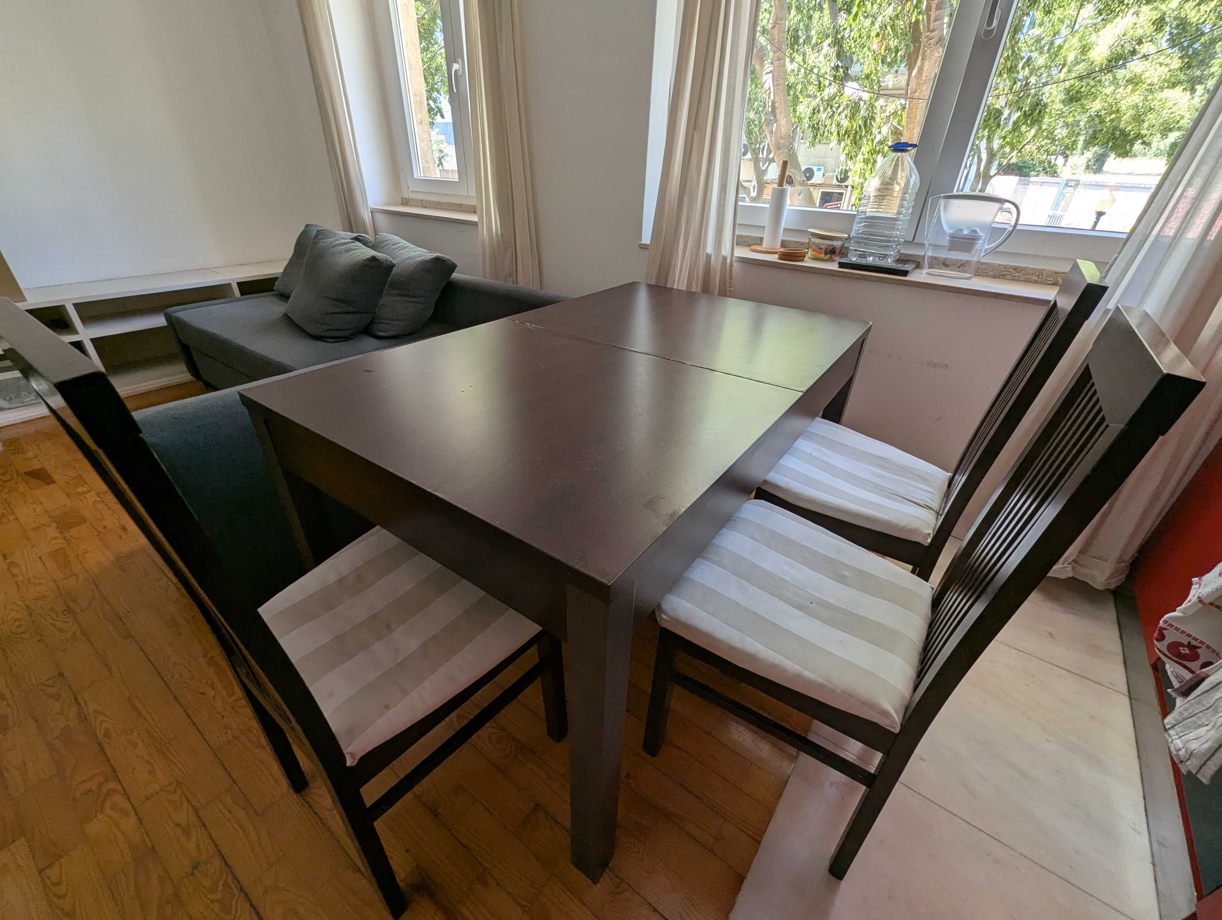 Mesa de jantar + 3 cadeiras