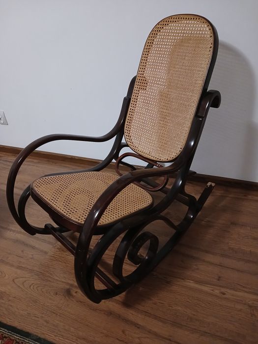 Кресло качалка деревяное итальянское