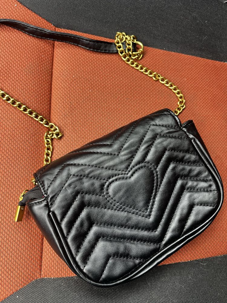 Torebka damska na łańcuszku Gucci