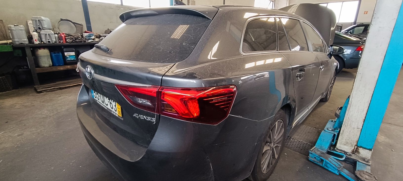 Toyota Avensis 2.0 Luxury