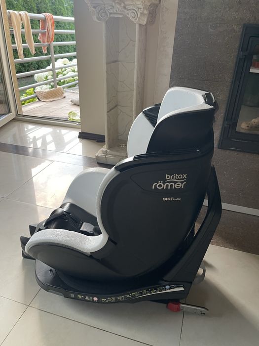 Fotelik samochodowy obrotowy, rozkladany Britax romer sict inside jak