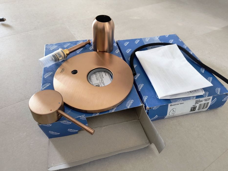 Grohe Essence New Bateria Wannowa Podtynkowa 19285DL1
