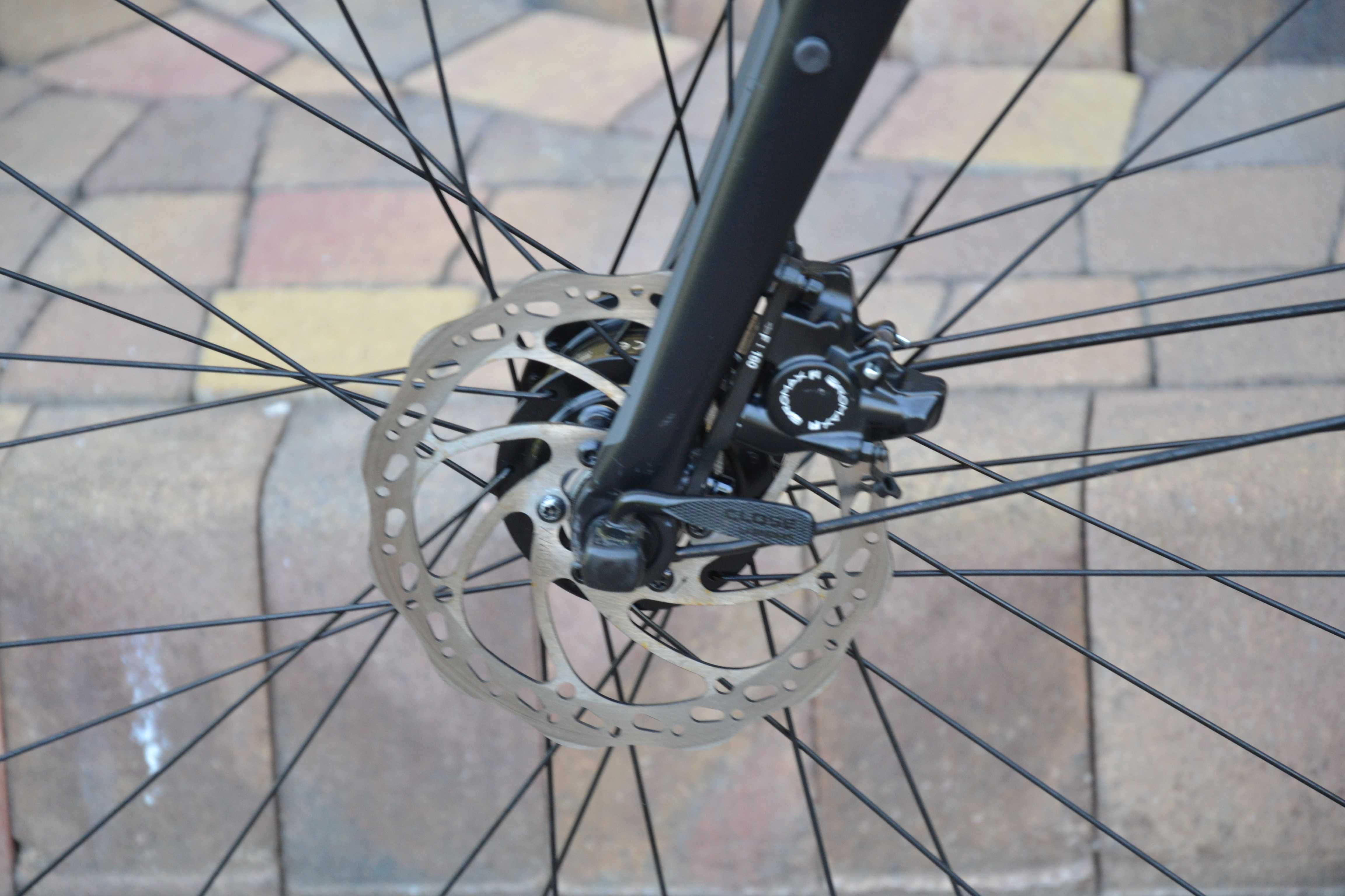 Specialized Sirrus Black Top Shimano 3x8 dynamo LED M jak nowy!