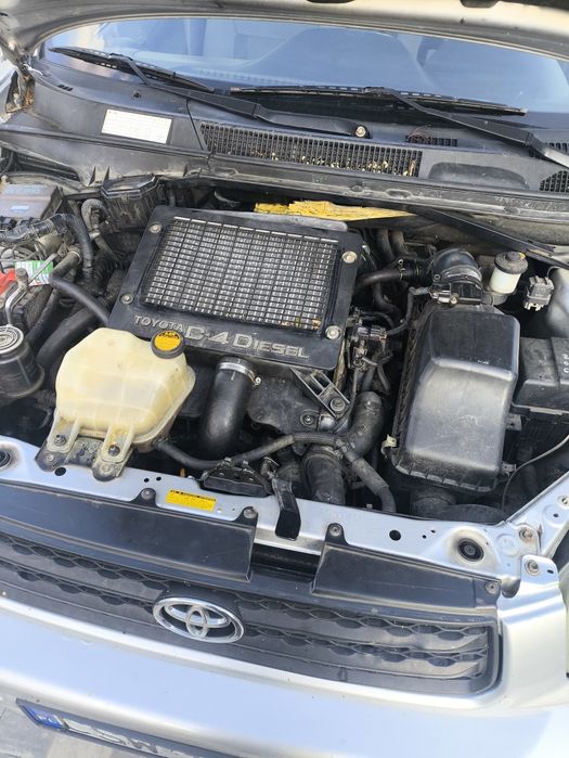 Toyota RAV4 II 2003r. D4D 116