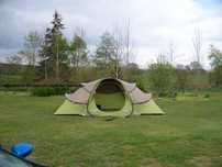 Excelente TENDA DE CAMPISMO, 4 PAX, muito barata