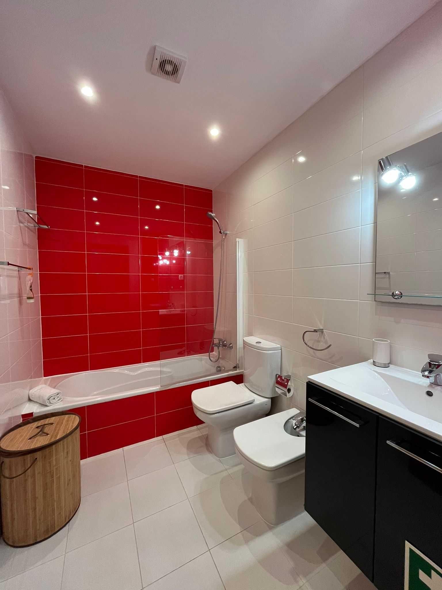 V2 em Condominio com Piscina