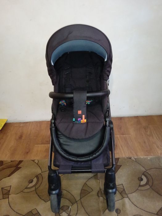 Продам дитячу коляску