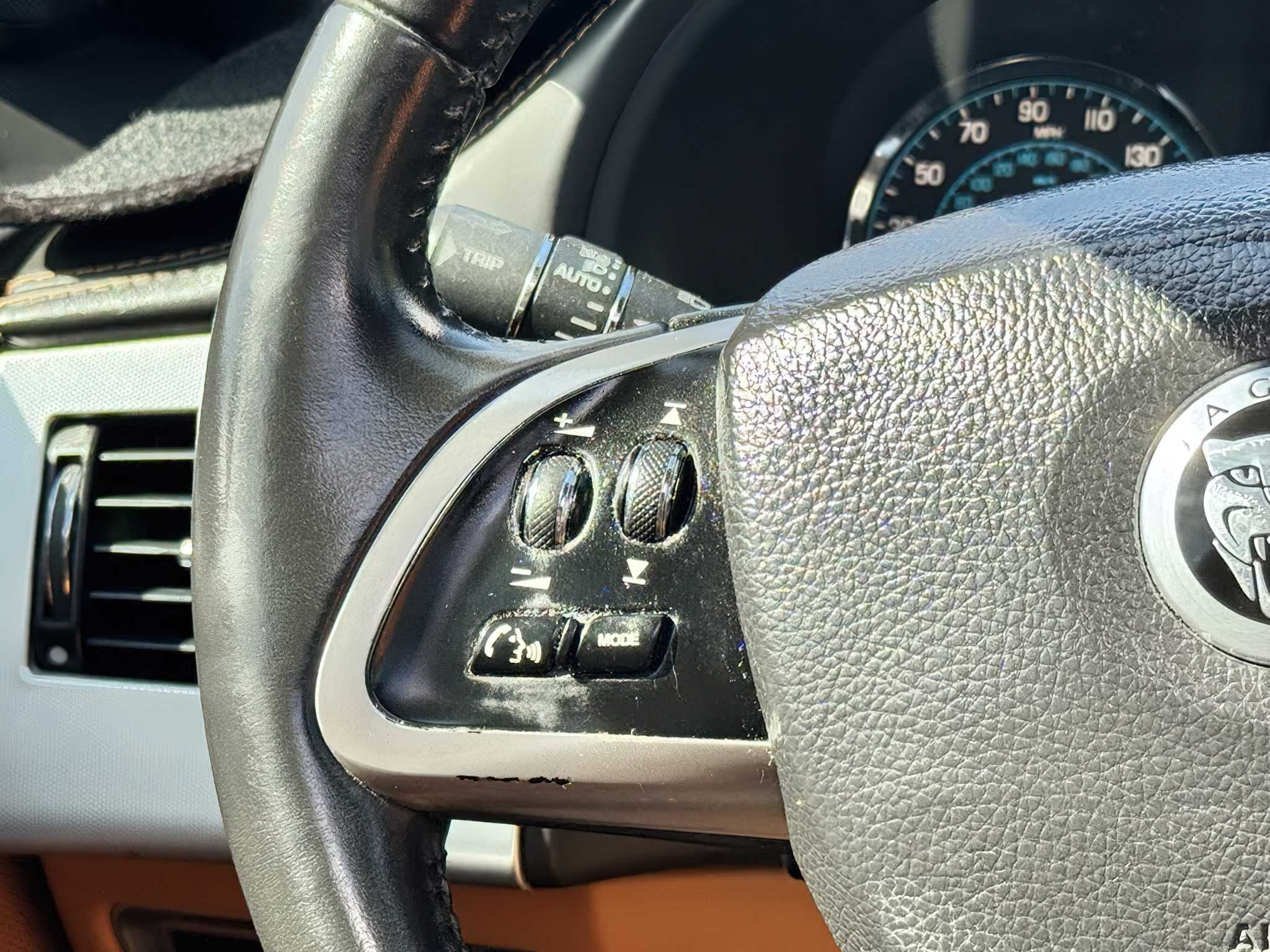 2013 Jaguar XF XF 2.0L I4T