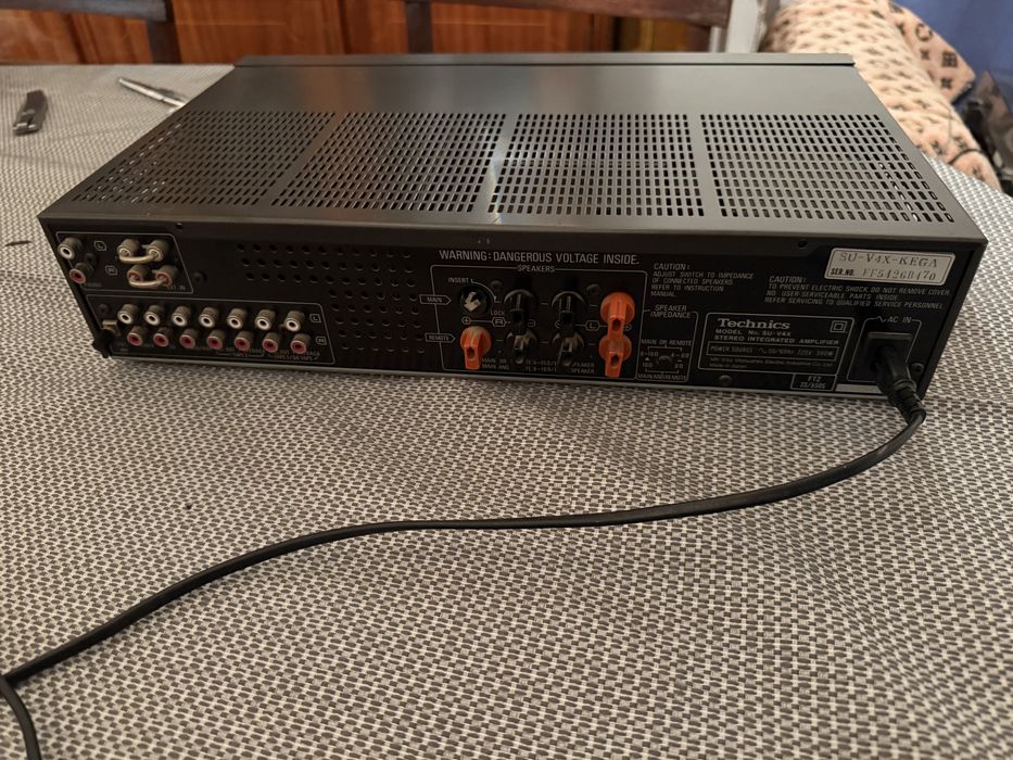 Amplificador Technics SU-V4X