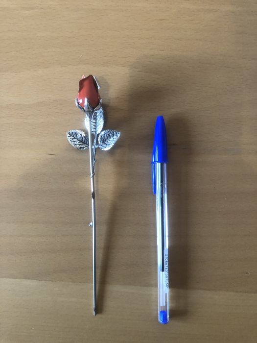 Rosa em prata sem marca