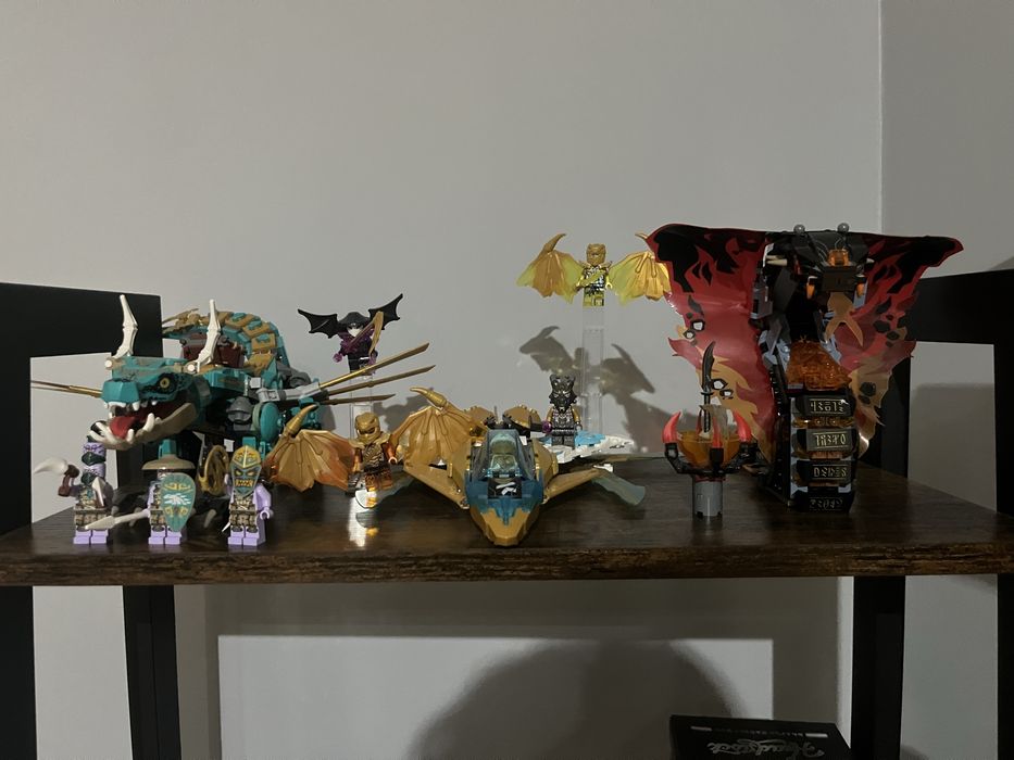 Zestwy i figurki lego ninjago
