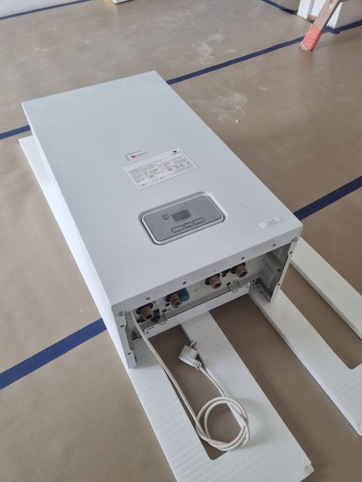 Kocioł piec gazowy dwufunkcyjny Saunier Duval Thelia Condens 25-A