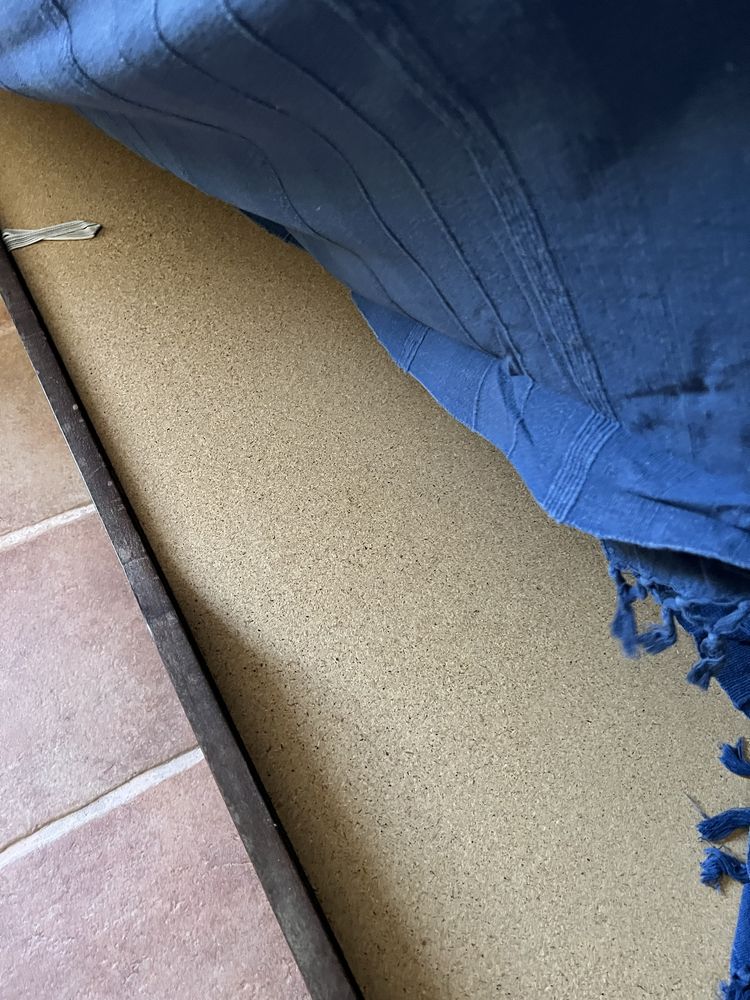 Cama de solteiro de criança em madeira