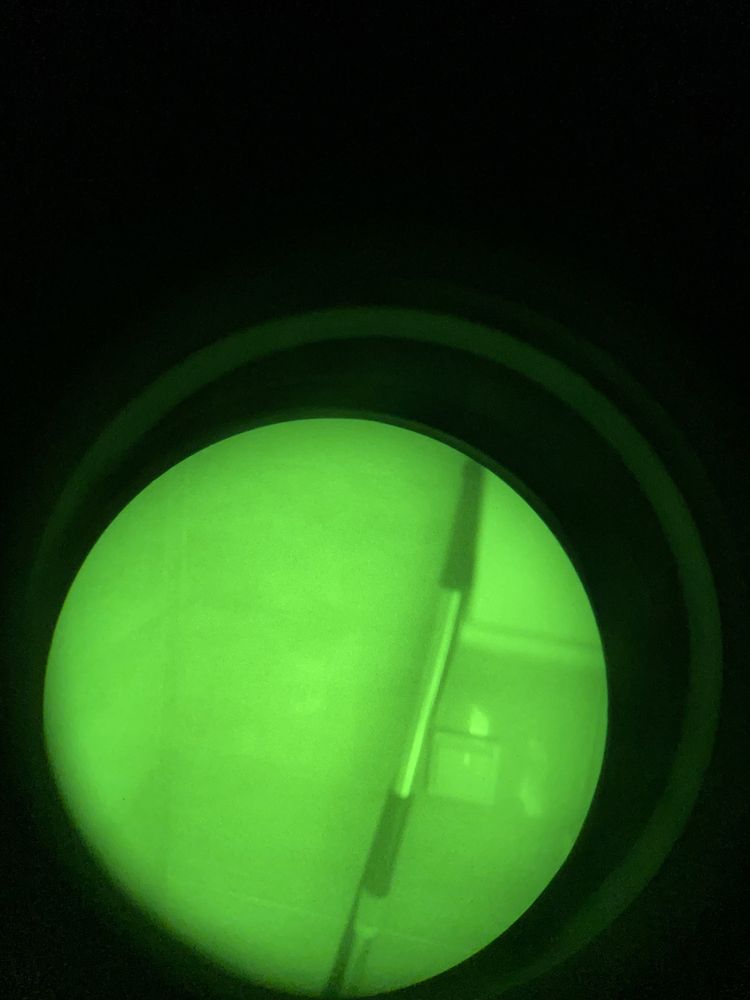AN/PVS-14 прилад нічного бачення