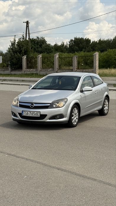 Opel Astra H GTC 2008r. 1.7 diesel 110KM