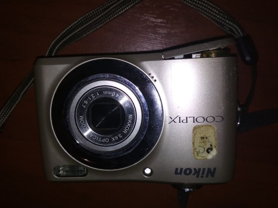 Цифровой фотоаппарат Nicon Coolpix