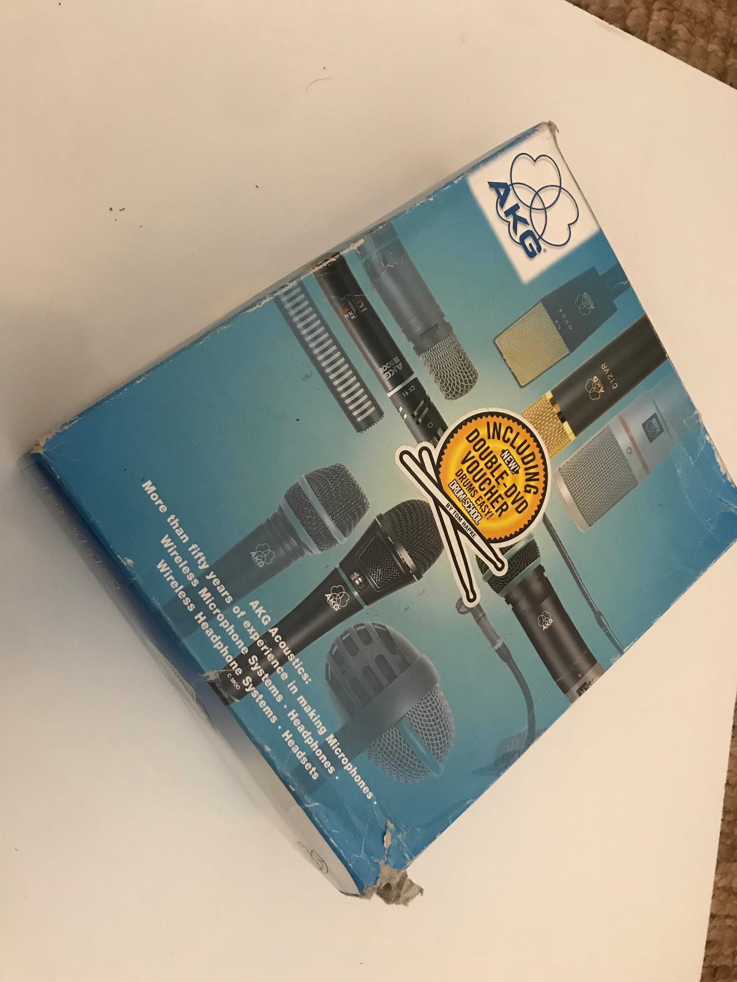 AKG D112 Bass Drum Microfone