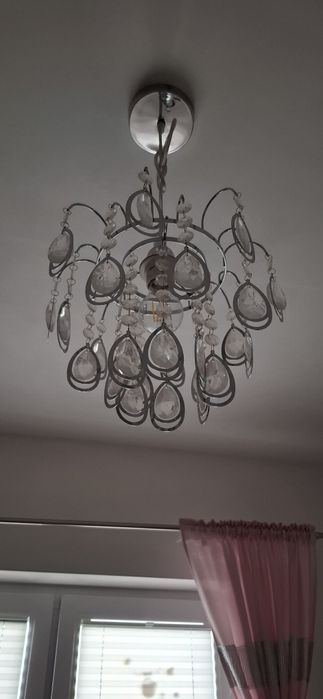 Żyrandol z kryształkami