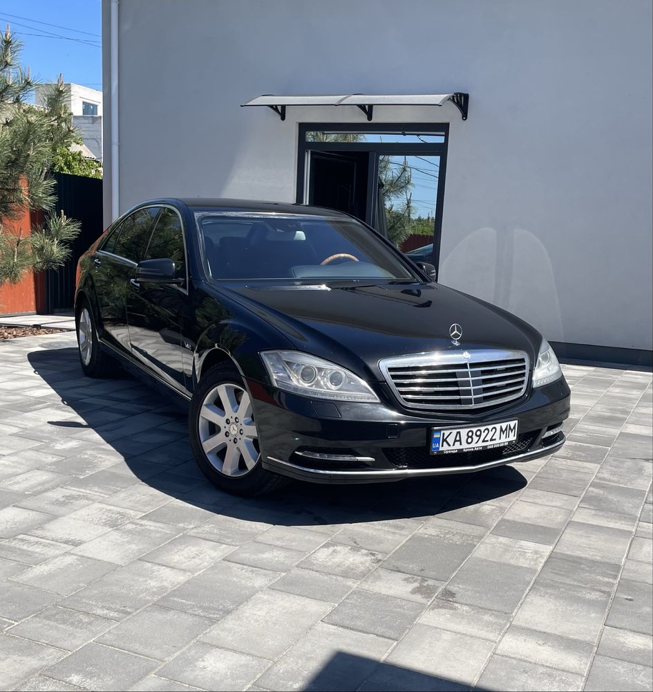 Броньований Mercedes-Benz s600 w221 Guard