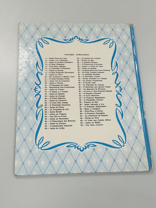 Um Gato Curioso (nº 65) - Anita