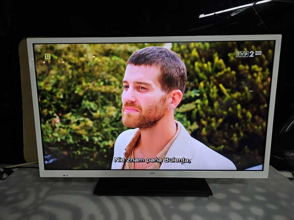 Telewizor LED JVC 32 cale -  Smart - Wi-Fi - dvbt2-hevc