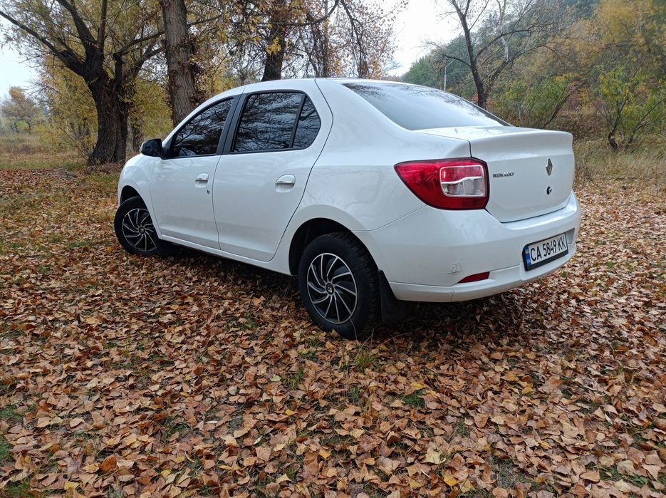 Продам Рено логан 2