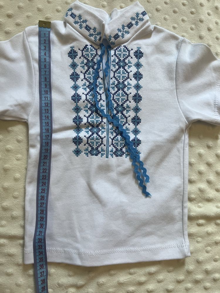 Вишиванка з коротким рукавом
