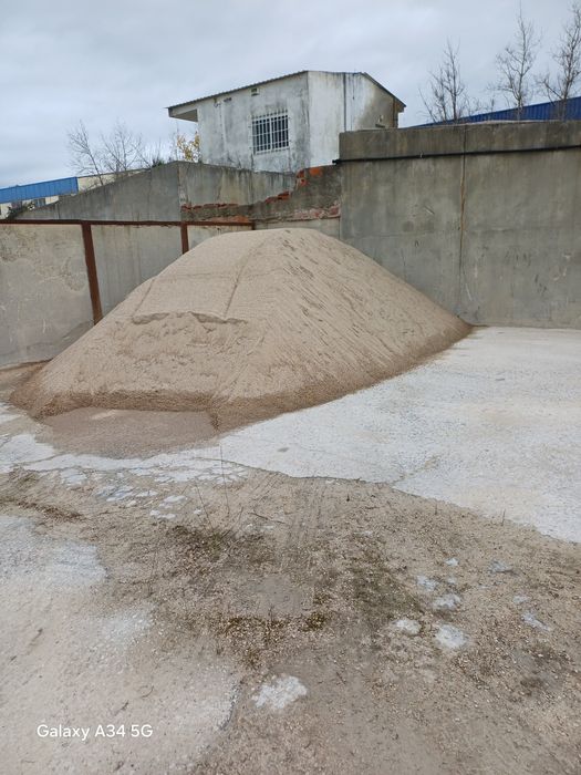 Venda de areias e brita