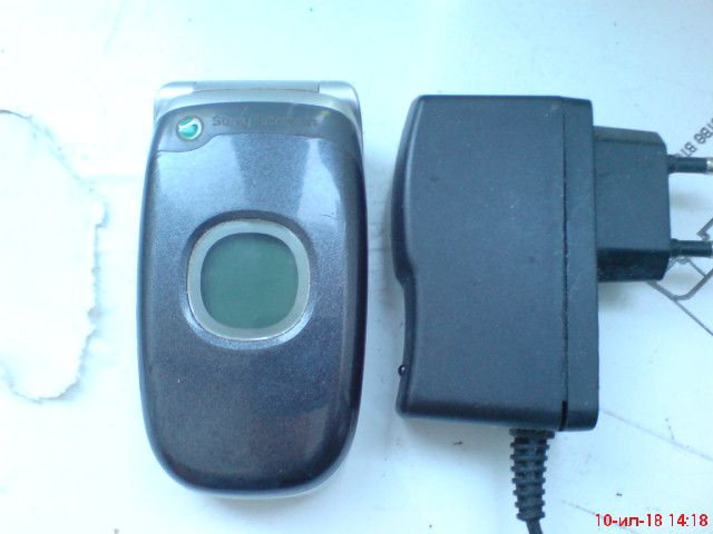 Sony Ericsson z300i.