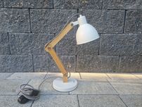 Lampka biurkowa biała, drewno