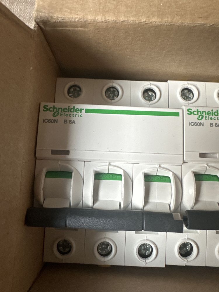 Wyłącznik nadprądowy IC60H 6A, 3P, char. C , A9F07325, Schneider