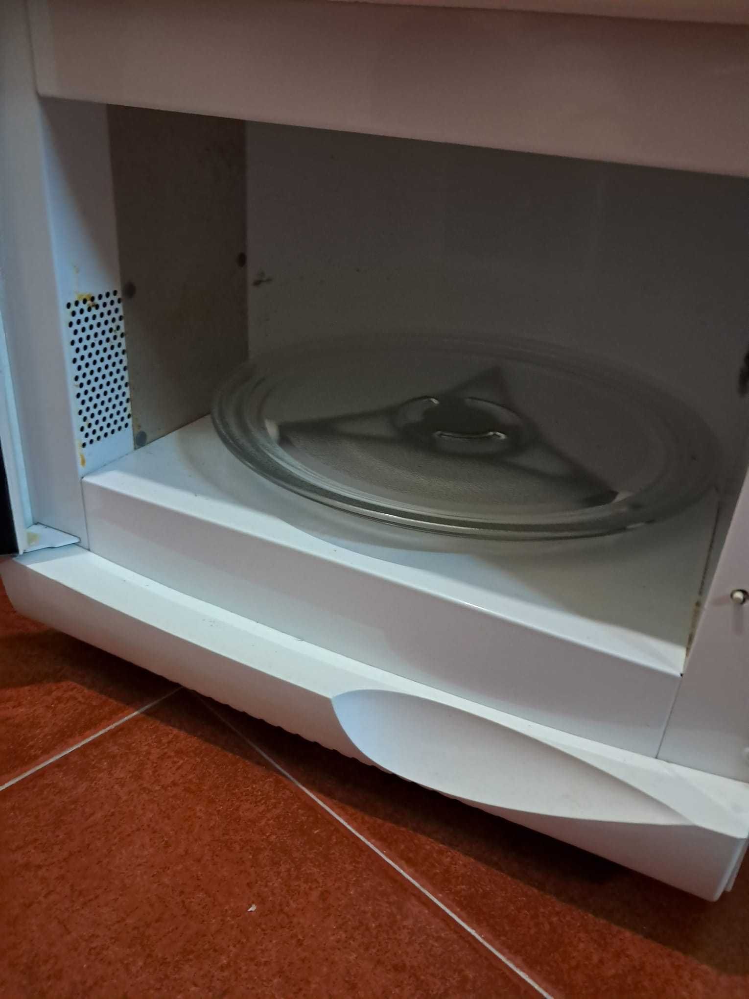 Microondas e outras peças pela melhor oferta