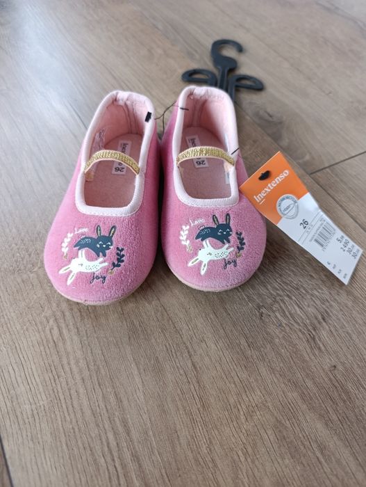 Kapcie rozmiar 26
