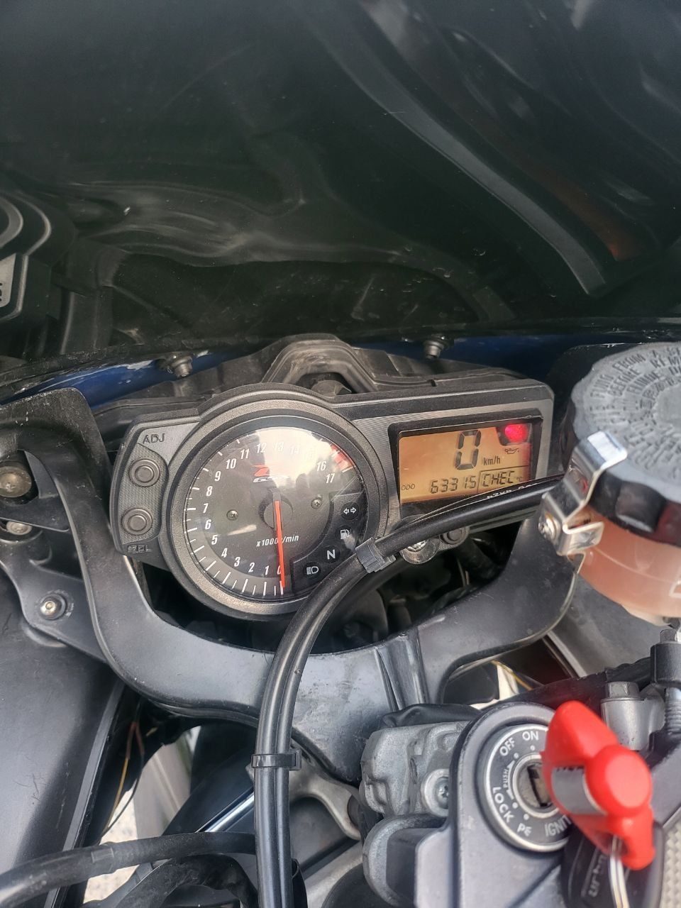 Suzuki gsxr 600  k 4