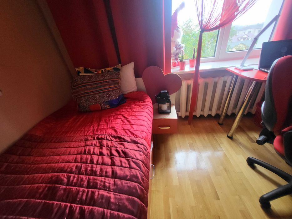 Дитяча кімната для дівчинки