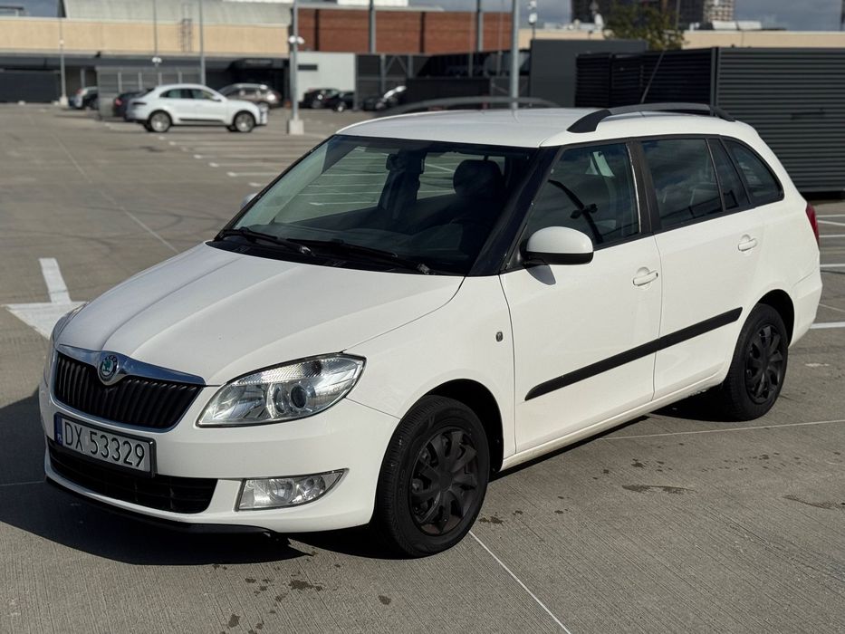 Skoda Fabia Skoda Fabia 1.6 TDI 2012 – Biała Kombi w pełni sprawna faktura VAT mar