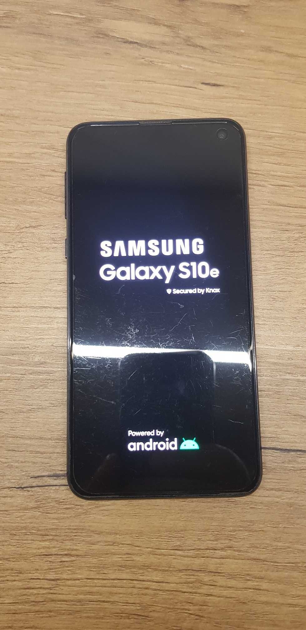 Samsung Galaxy S10e 6 GB / 128 GB 4G (LTE) czarny
